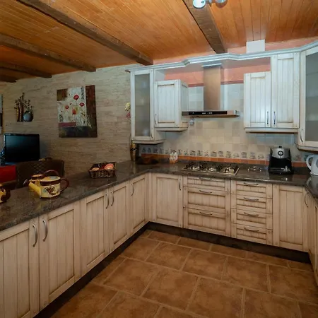 Behome Apartment Chirche